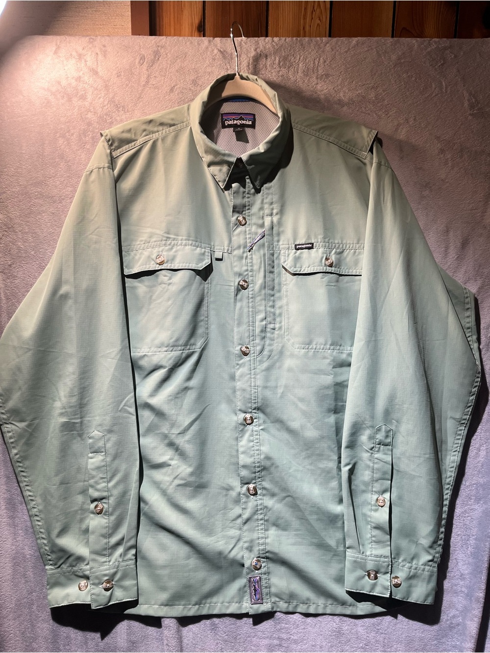 Men’s Patagonia Button-Front Long Sleeve Fishing Shirt Sz M Snap down Collar
